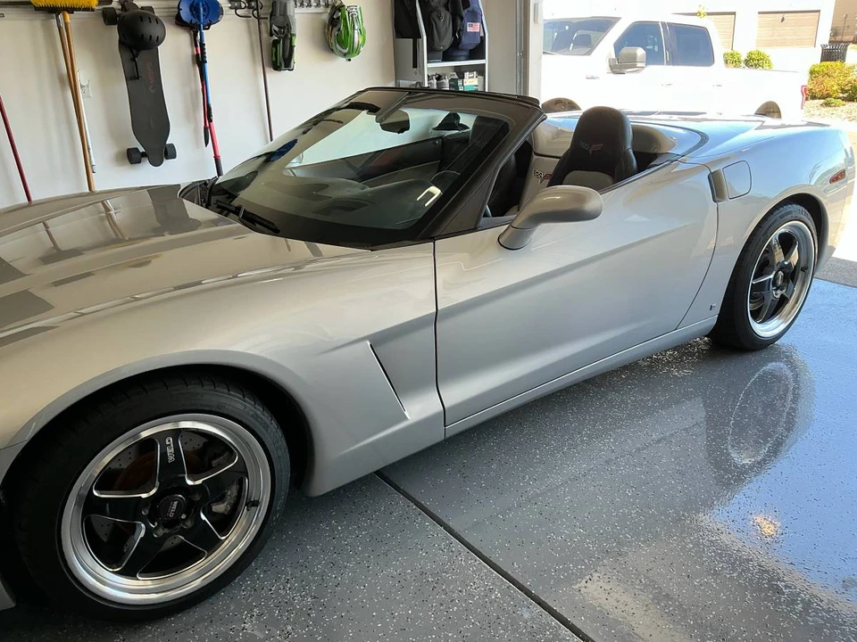 2009 Chevrolet Corvette C6 - Image 8 of 17