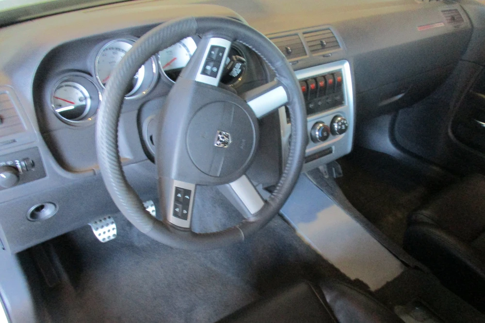 2009 Dodge Challenger 3rd Gen - Image 4 of 5