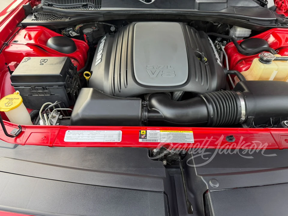 2009 Dodge Challenger 3rd Gen - Image 6 of 26