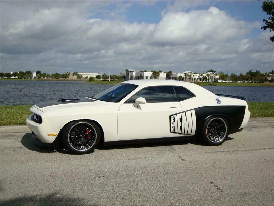 2009 Dodge Challenger 3rd Gen - Image 5 of 5