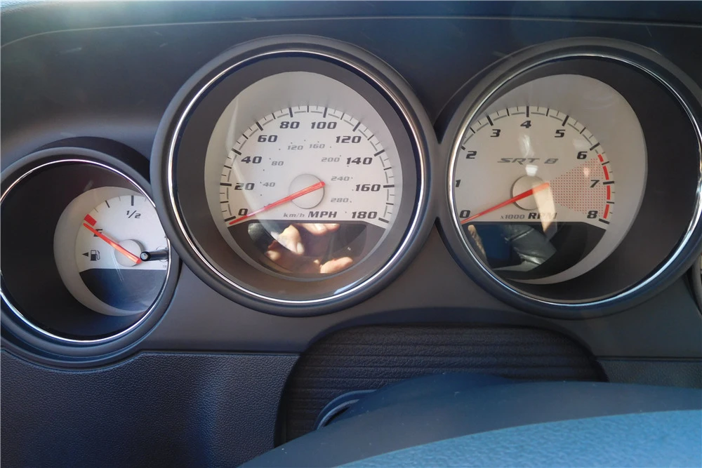 2009 Dodge Challenger SRT8 & 392 3rd Gen - Image 5 of 6