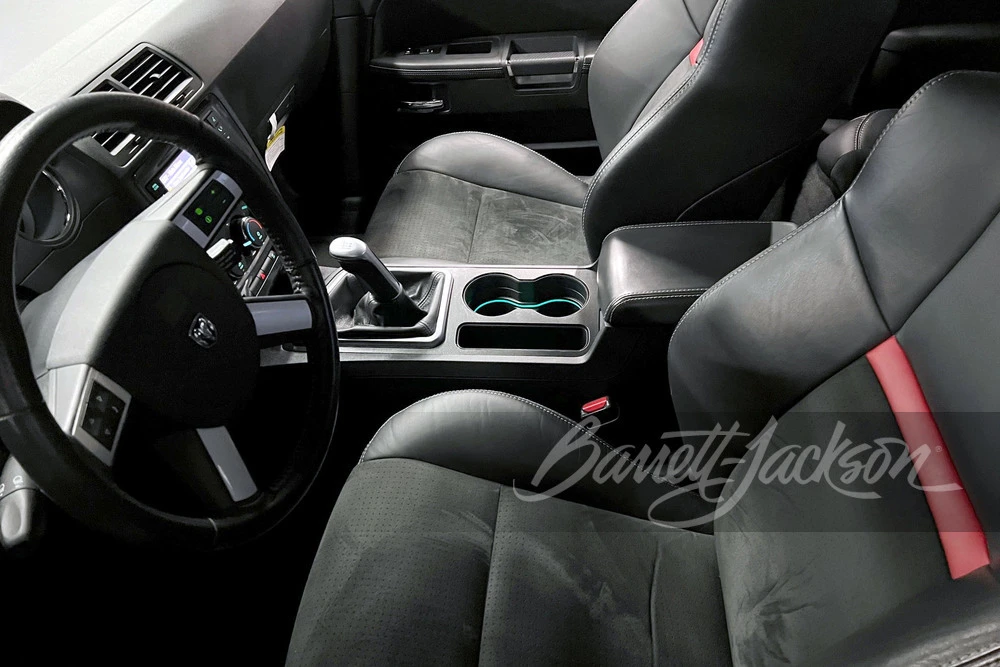 2009 Dodge Challenger SRT8 & 392 3rd Gen - Image 3 of 10