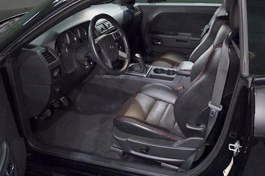 2009 Dodge Challenger SRT8 & 392 3rd Gen - Image 4 of 5