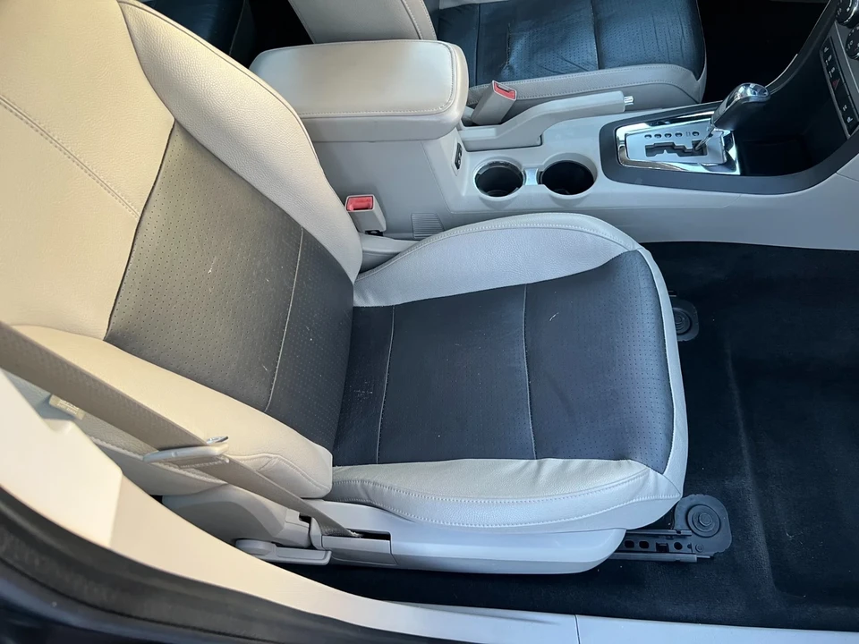 2009 Dodge Avenger Sedan - Image 13 of 21