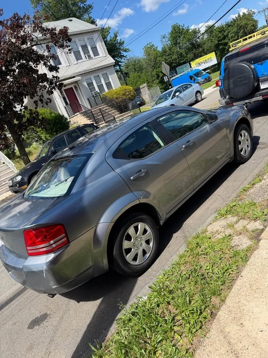 2009 Dodge Avenger Sedan - Image 2 of 9