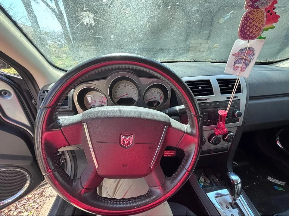 2009 Dodge Avenger Sedan - Image 3 of 7