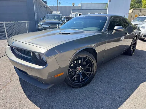 2009 Dodge Challenger SE