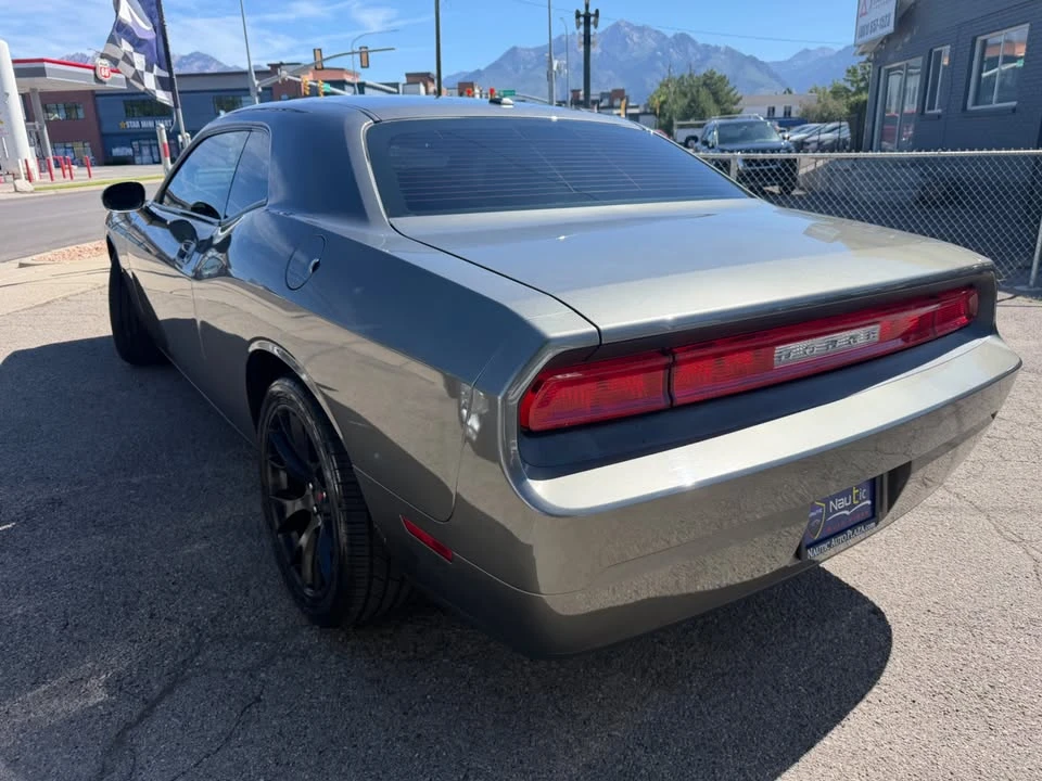 2009 Dodge Challenger 3rd Gen - Image 8 of 16