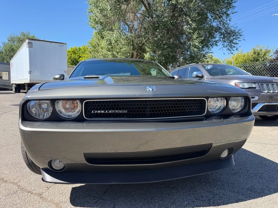 2009 Dodge Challenger 3rd Gen - Image 2 of 16