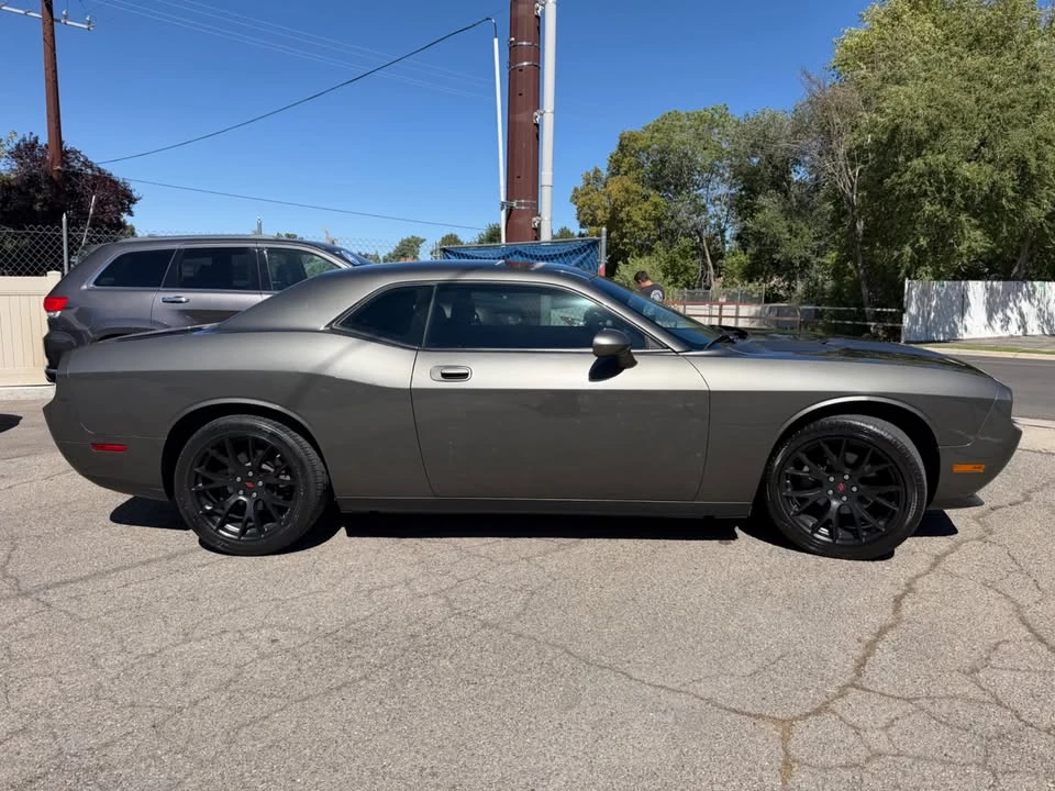 2009 Dodge Challenger 3rd Gen - Image 4 of 16