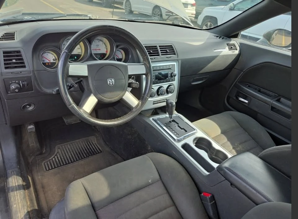 2009 Dodge Challenger 3rd Gen - Image 11 of 13