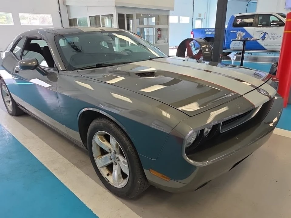 2009 Dodge Challenger 3rd Gen - Image 3 of 13