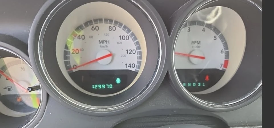 2009 Dodge Challenger 3rd Gen - Image 10 of 13