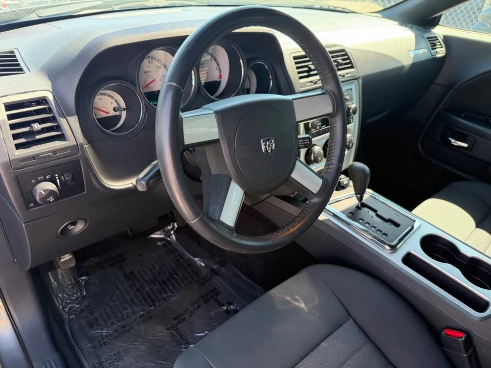 2009 Dodge Challenger 3rd Gen - Image 11 of 16