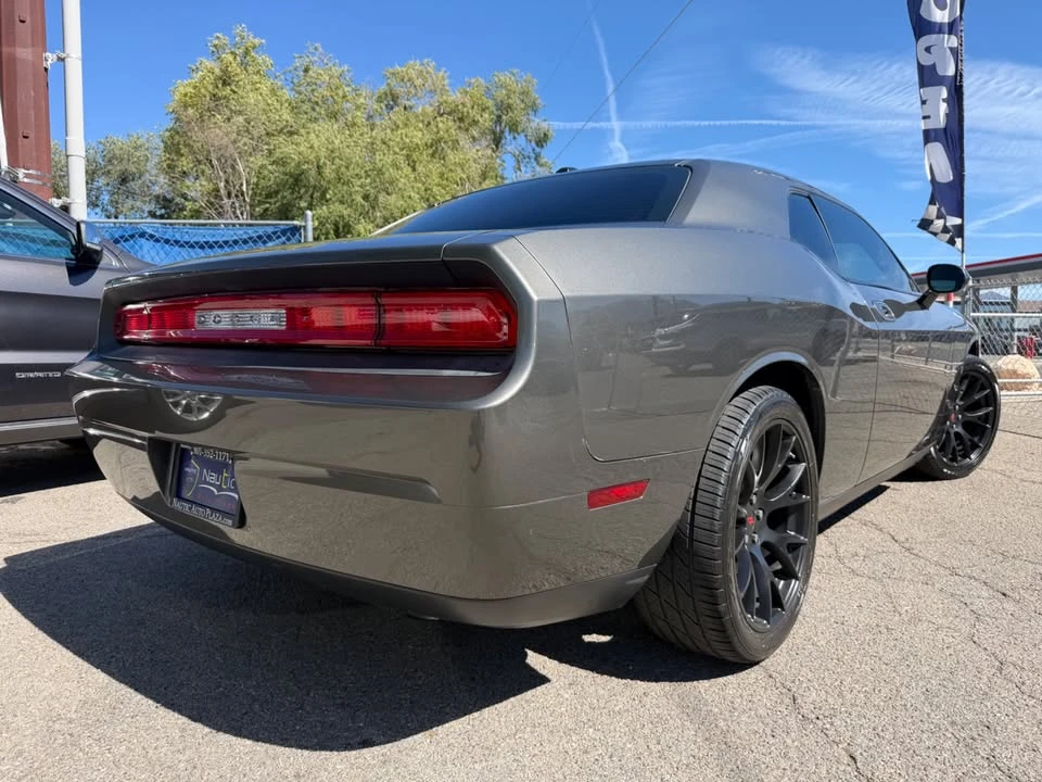 2009 Dodge Challenger 3rd Gen - Image 6 of 16