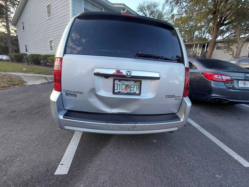 2009 Dodge Caravan - Image 8 of 14