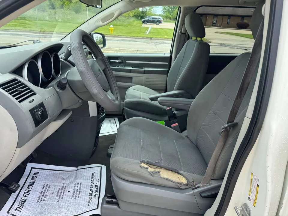 2009 Dodge Caravan - Image 14 of 19