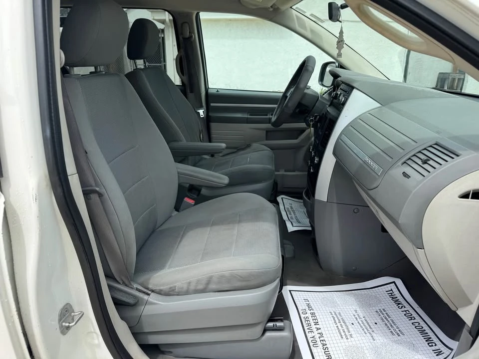 2009 Dodge Caravan - Image 18 of 19