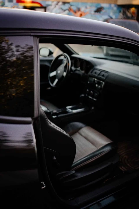 2009 Dodge Challenger 3rd Gen - Image 9 of 11
