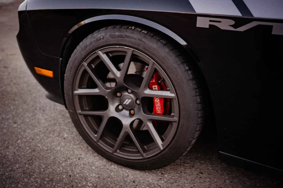 2009 Dodge Challenger 3rd Gen - Image 4 of 11