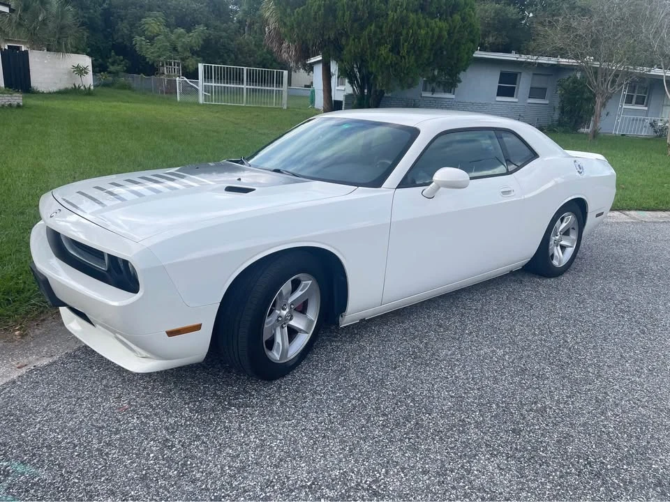 2009 Dodge Challenger 3rd Gen - Image 5 of 9