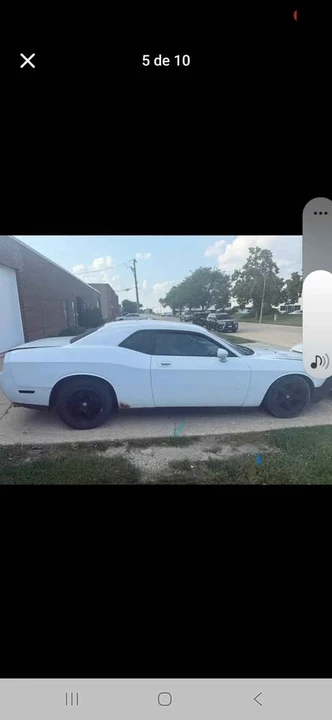 2009 Dodge Challenger 3rd Gen - Image 4 of 8