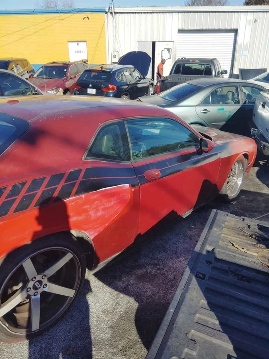 2009 Dodge Challenger 3rd Gen - Image 4 of 6
