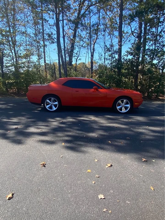 2009 Dodge Challenger 3rd Gen - Image 5 of 20