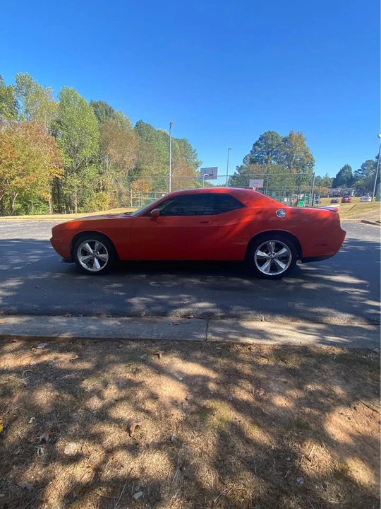 2009 Dodge Challenger 3rd Gen - Image 6 of 20
