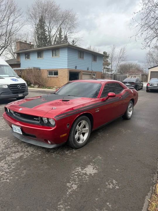 2009 Dodge Challenger 3rd Gen - Image 2 of 10