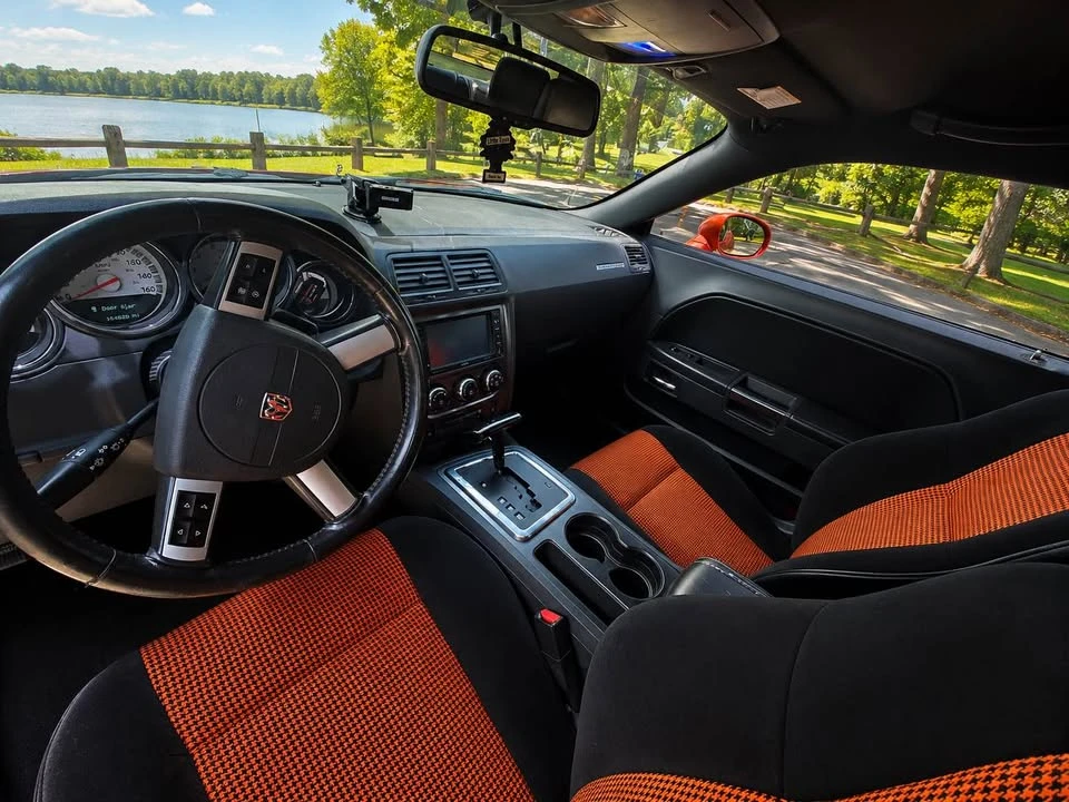 2009 Dodge Challenger SRT8 & 392 3rd Gen - Image 3 of 5