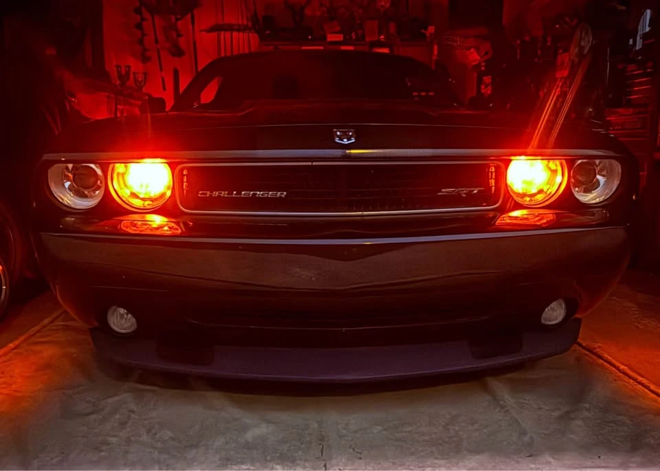 2009 Dodge Challenger 3rd Gen - Image 2 of 3