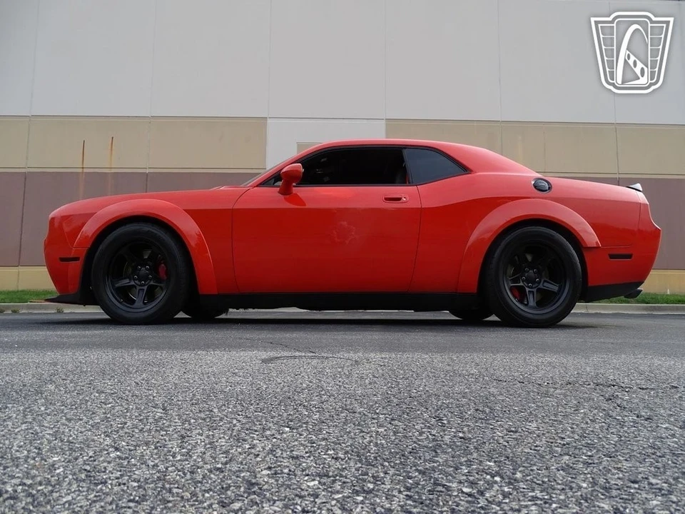 2009 Dodge Challenger 3rd Gen - Image 10 of 21