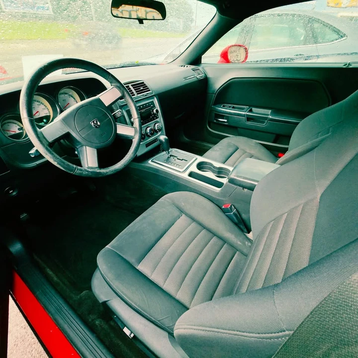 2009 Dodge Challenger 3rd Gen - Image 5 of 9