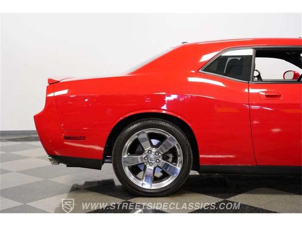 2009 Dodge Challenger 3rd Gen - Image 28 of 31