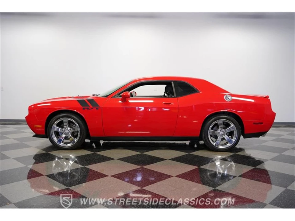 2009 Dodge Challenger 3rd Gen - Image 6 of 31