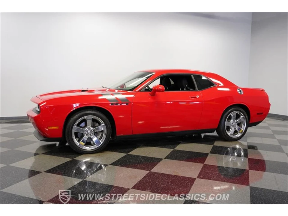 2009 Dodge Challenger 3rd Gen - Image 5 of 31