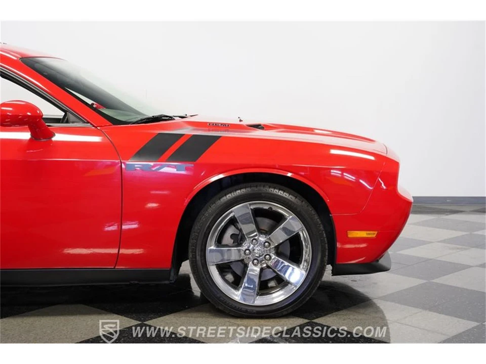 2009 Dodge Challenger 3rd Gen - Image 29 of 31