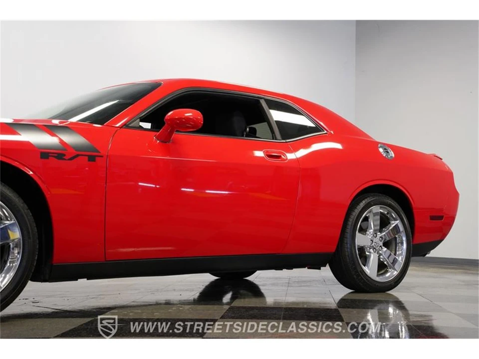 2009 Dodge Challenger 3rd Gen - Image 21 of 31
