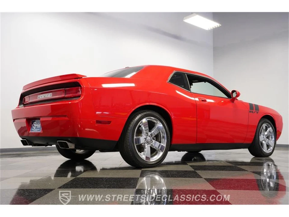 2009 Dodge Challenger 3rd Gen - Image 26 of 31