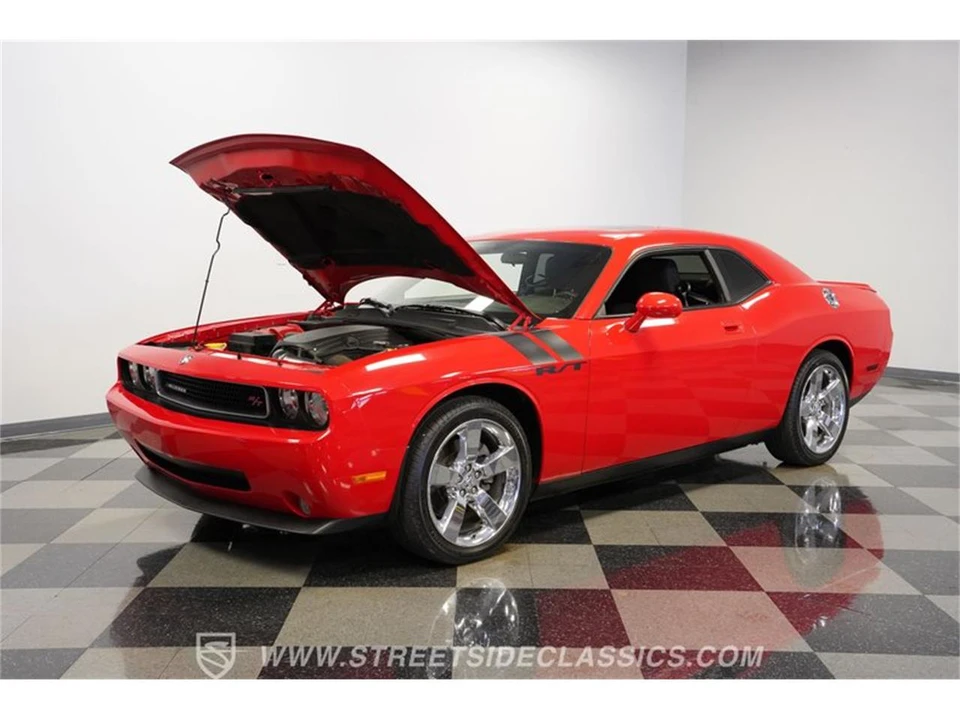 2009 Dodge Challenger 3rd Gen - Image 30 of 31
