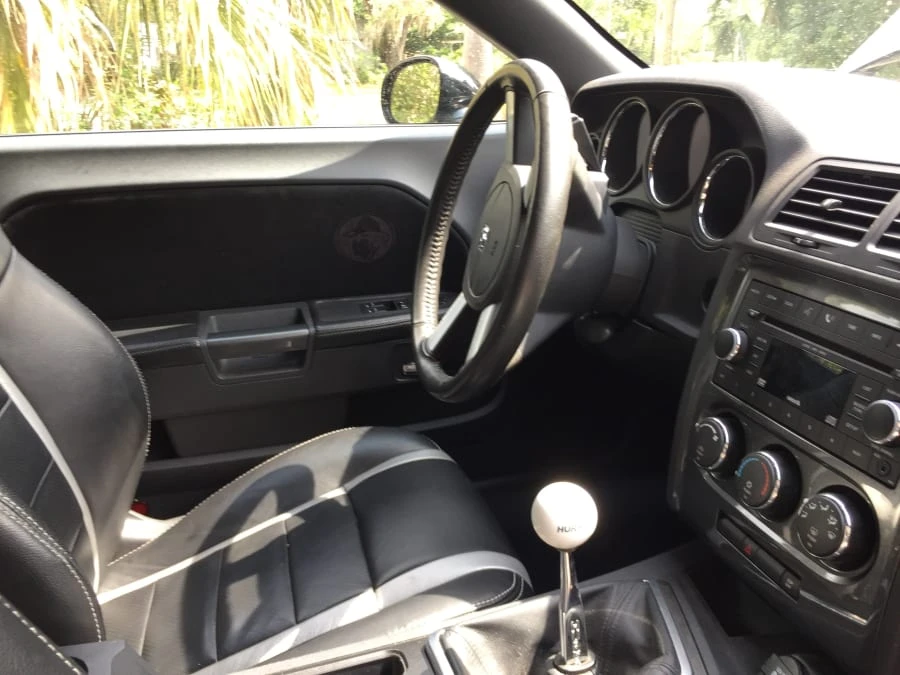 2009 Dodge Challenger 3rd Gen - Image 2 of 12