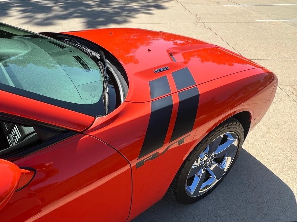 2009 Dodge Challenger 3rd Gen - Image 28 of 31