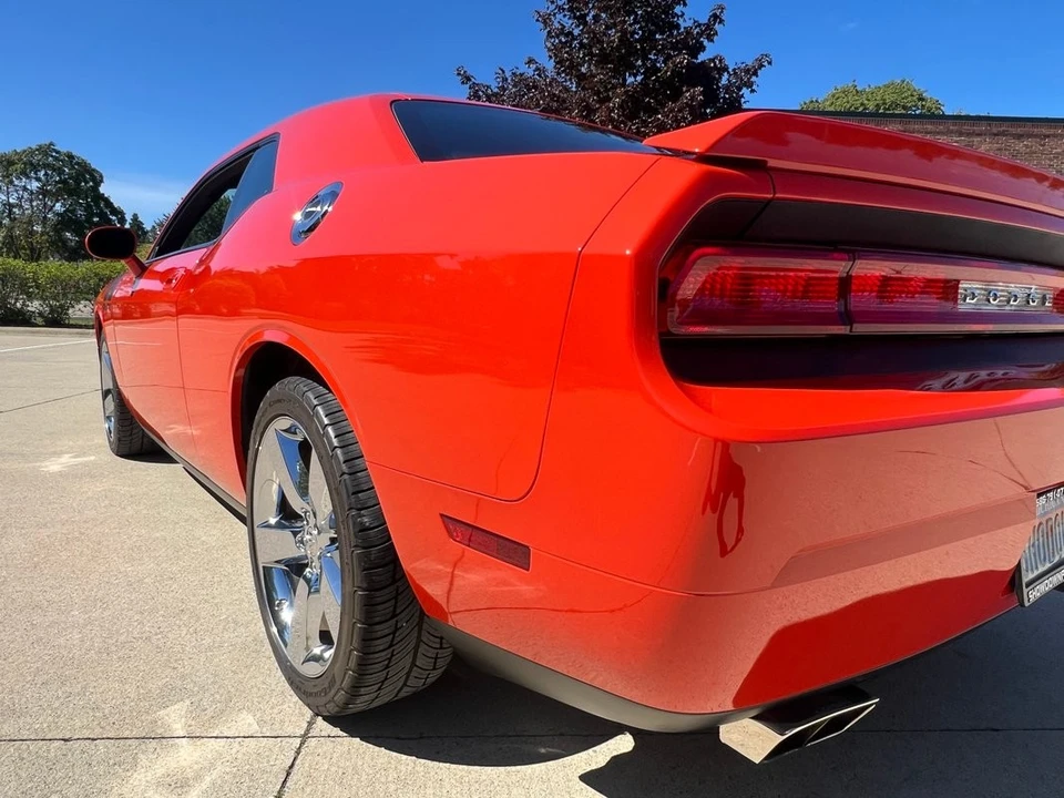2009 Dodge Challenger 3rd Gen - Image 22 of 31