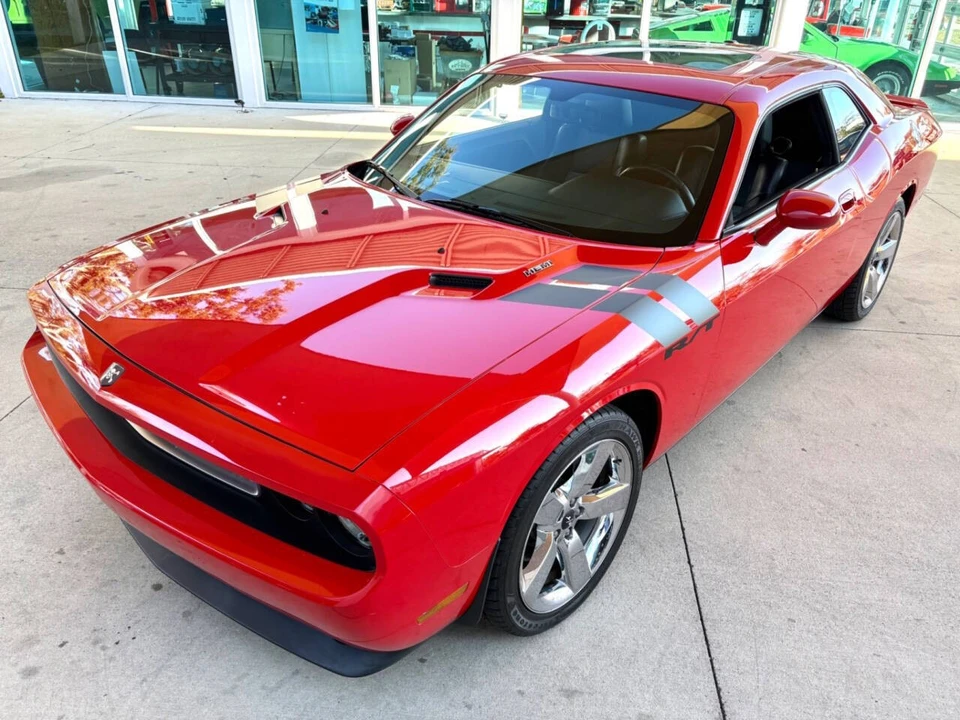 2009 Dodge Challenger 3rd Gen - Image 20 of 21