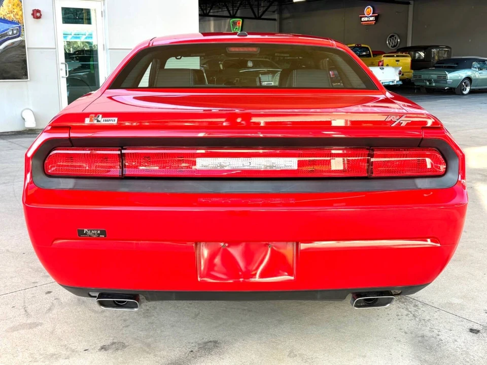 2009 Dodge Challenger 3rd Gen - Image 7 of 12