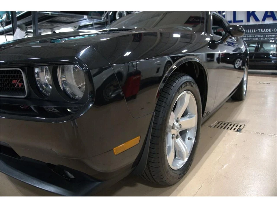 2009 Dodge Challenger 3rd Gen - Image 17 of 31
