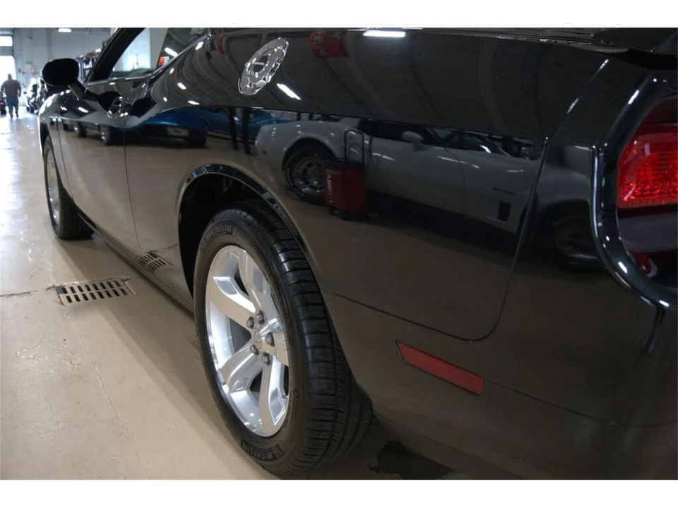 2009 Dodge Challenger 3rd Gen - Image 23 of 31
