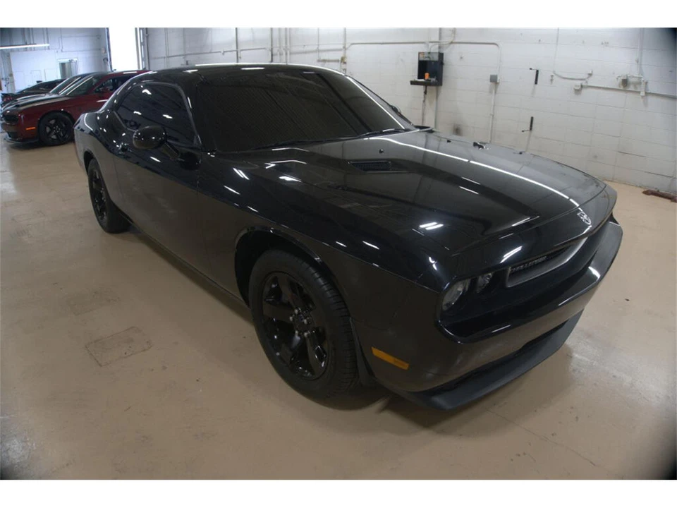 2009 Dodge Challenger 3rd Gen - Image 7 of 31