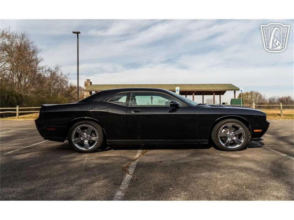 2009 Dodge Challenger 3rd Gen - Image 21 of 31
